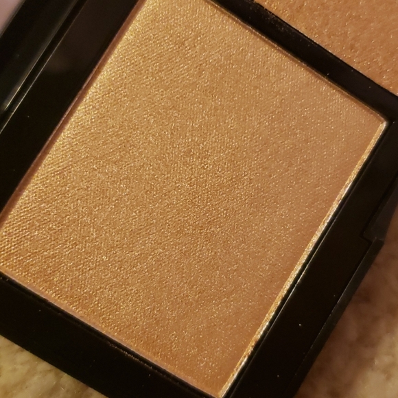LAURA GELLER Hi-Def Glow Illuminator Duo - Picture 4 of 7